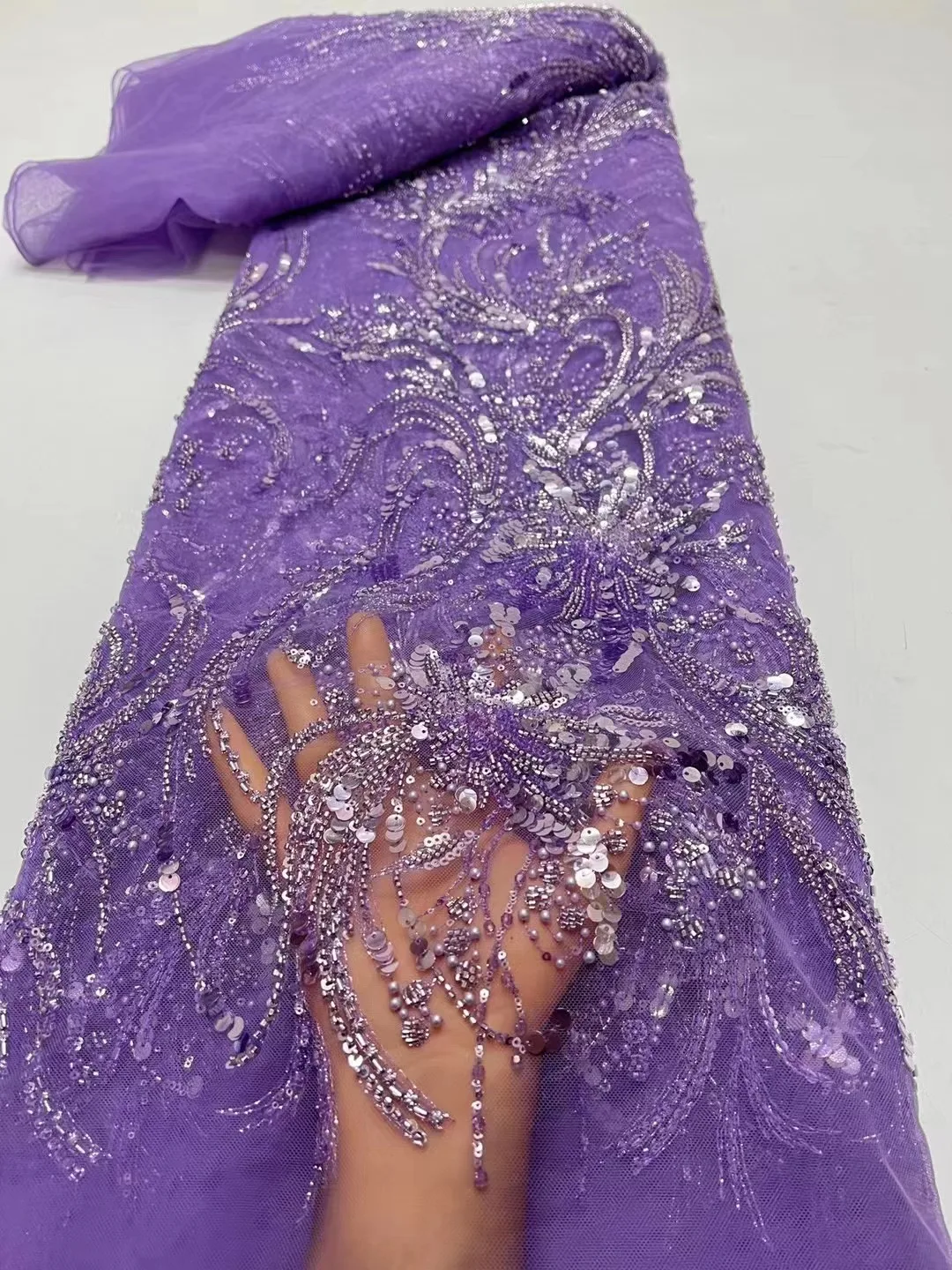 

Purple High-End Handmade Beaded Lace Fabric, France Sequins Embroidery, 3D Beads, Nigerian Bridal Mesh, Lace Fabric for Sewing
