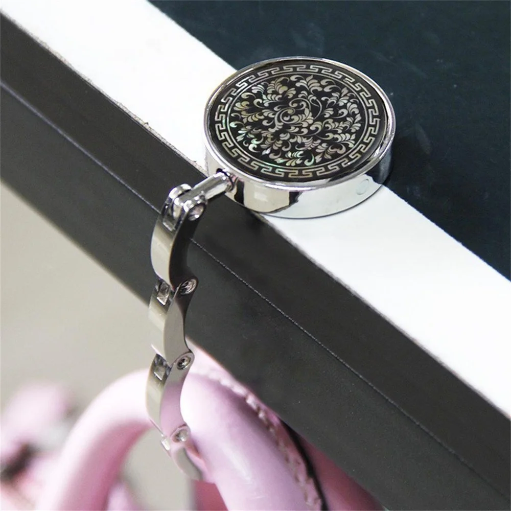 

Butterfly Comfortable Durable Small Wear Resistance Folding Beauty And Health Hook Beautiful Fashion Decorations Simple Portable