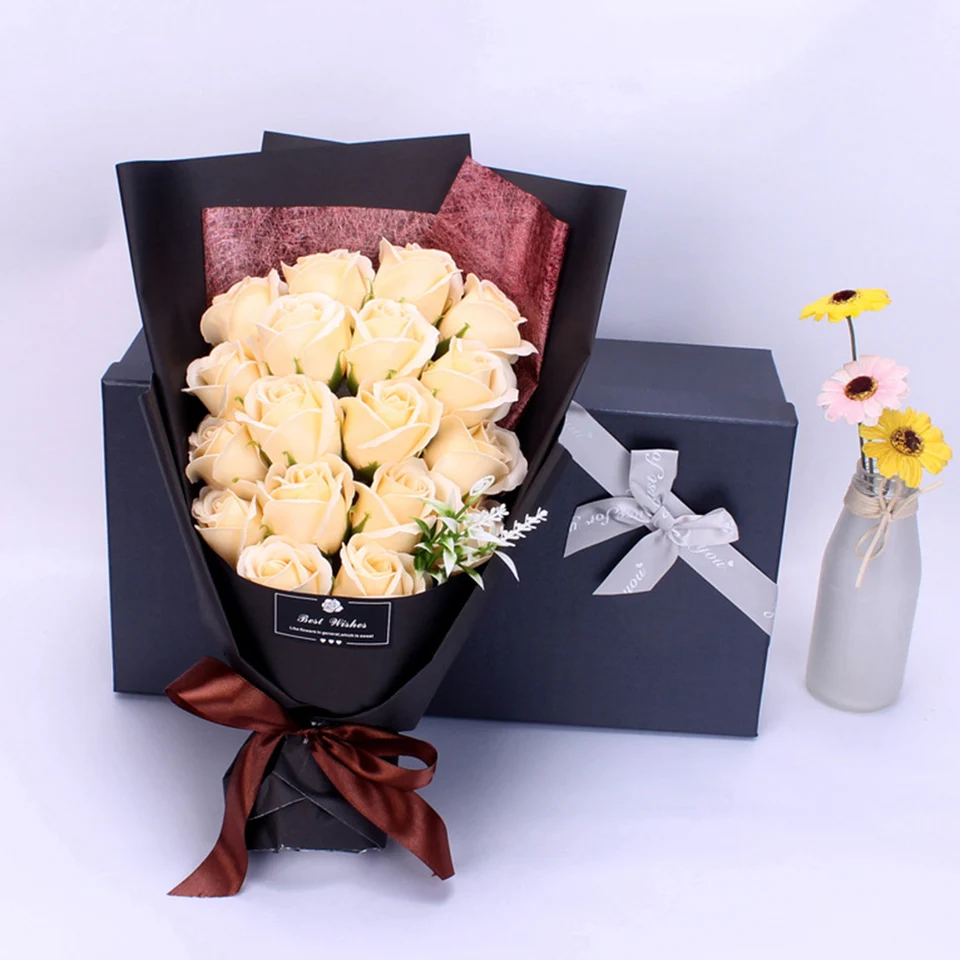 18 pz/scatola scatola di fiori di sapone artificiale scatola regalo di san  valentino orso di lunga durata romantico profumato fiori di sapone petali  con scatola - AliExpress