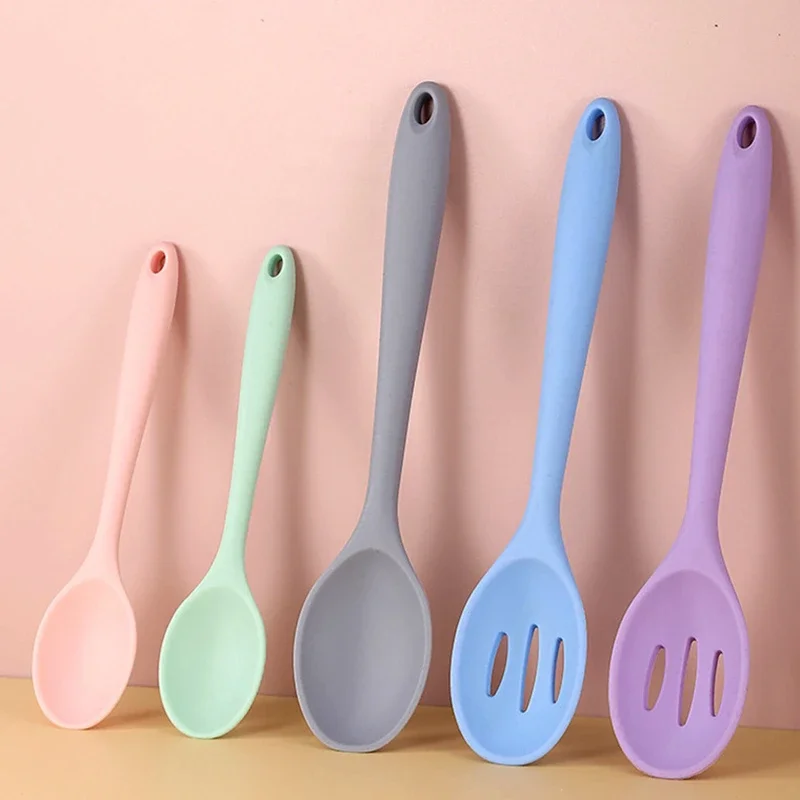 Long Handle Silicone Ladle Soup Spoon Colander Ramen Noodles Tablespoons Scoop Rice Salad Stirring Spoons Kitchen Teaspoons silicone spoon soup spoon