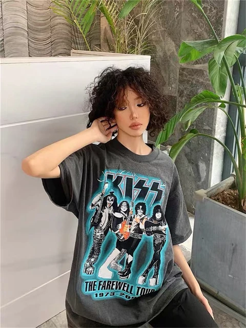 Kiss tshirt Clearance