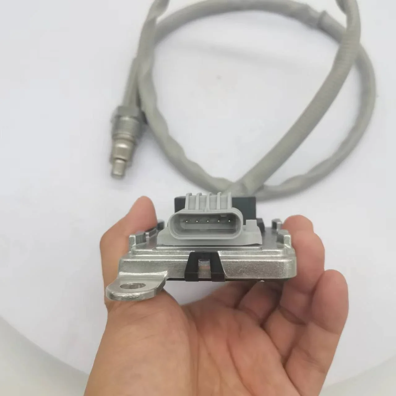 High quality New 9821121180 Nitrogen Nox Sensor For Citroen C3 C4 C5 DS3 DS4 DS5 Berlingo Peugeot 208 301 308 508 2008 3008 5008