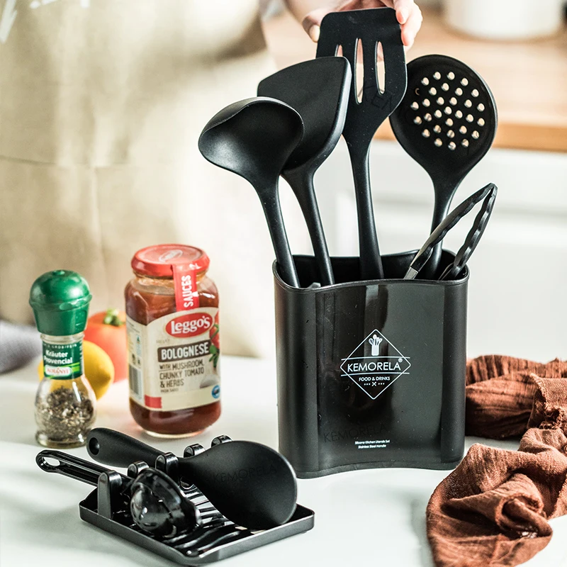 Set De Cuisine 33 Pièces En Silicone Anti-adhésif - Avec Support à Poignée En Bois - Couleur Khaki - Neuf