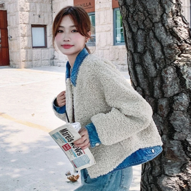 Women's Denim Stitching Coat, Lamb Wool Coat, Thick Fur, Integrated Short Outcoat, Casual Versatile Outerwear, Winter Fashion