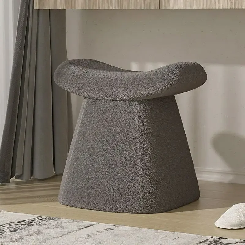 

Nordic lamb velvet shoe changing stool, simple internet red makeup stool, girls' light luxury bedroom dressing stool
