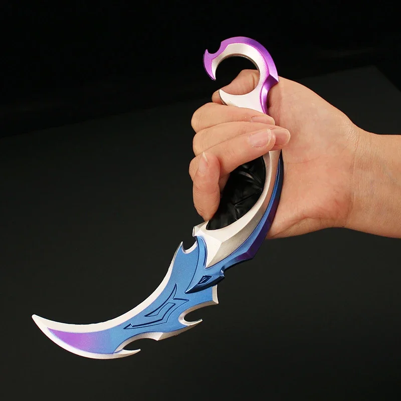 22Cm Reaver Karambit Knife Plus Vantant Melee Arma Metal Game Periferiche Samurai Sword Modello Di Arma Per Train Toys Regali Ragazzi