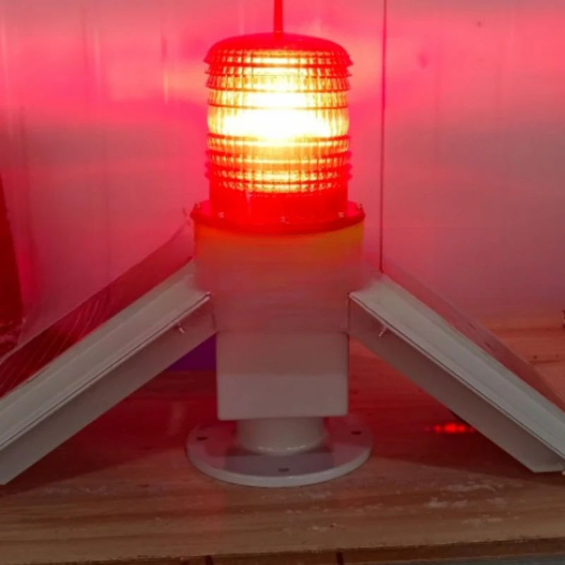 

Двухстороннее солнечное авиационное препятствие TGZ122LED