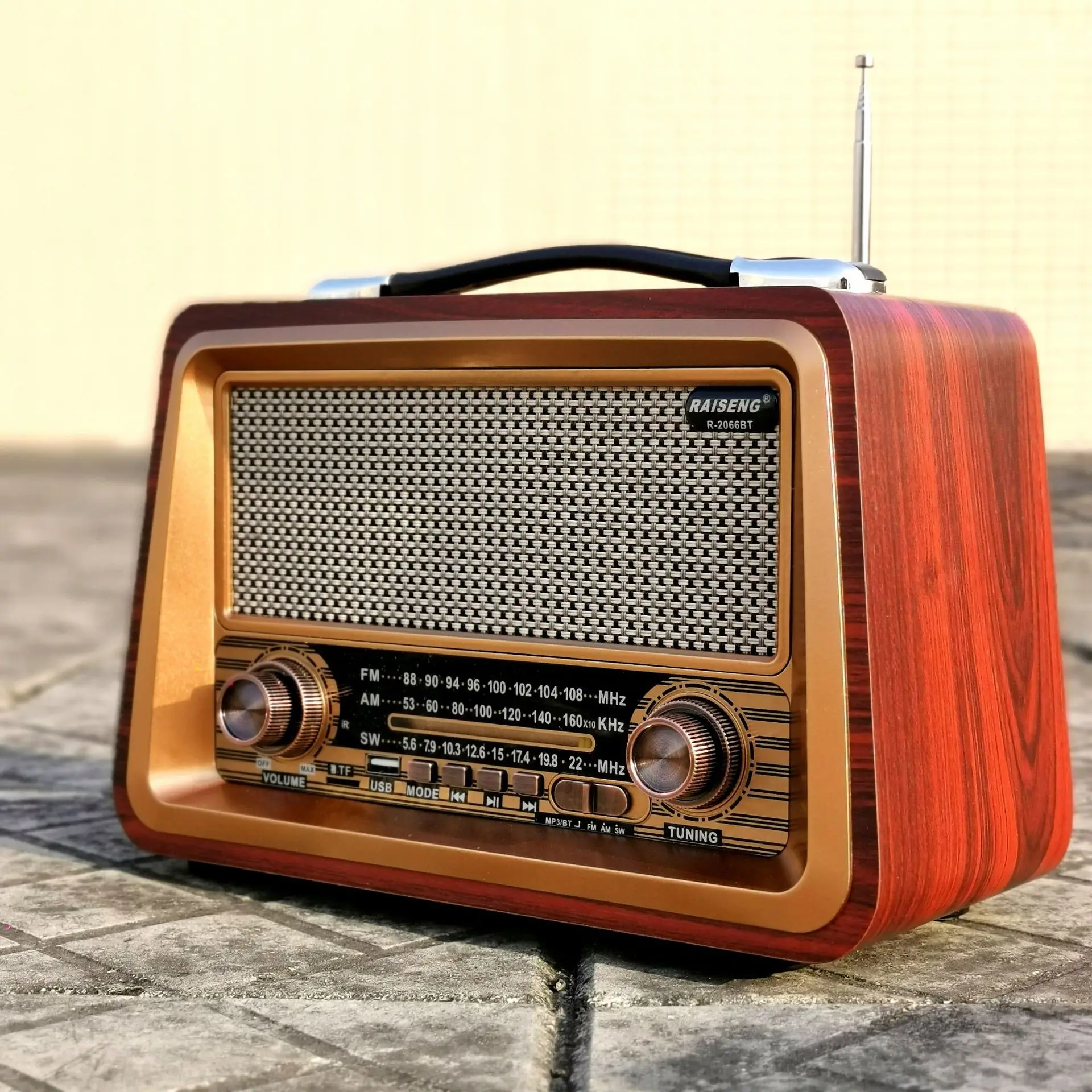 Radio fm bluetooth vintage beau caisson en bois