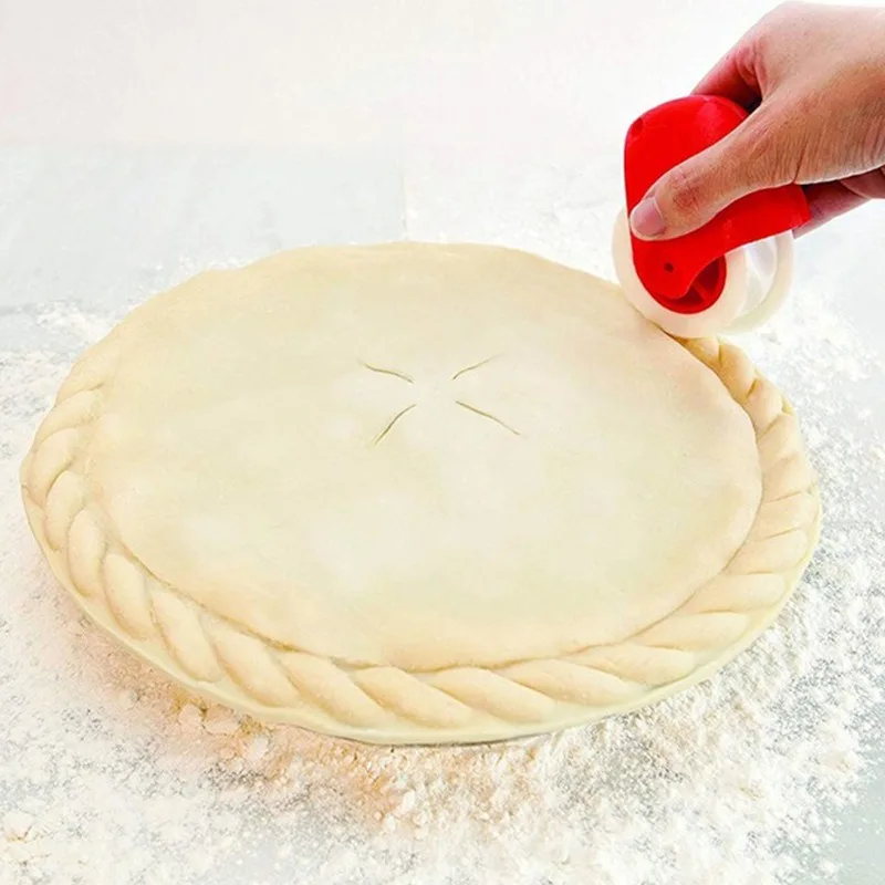 1PC Kitchen Tools Pastry Cutting Wheel Pizza Roll Edge Wheel Roller Cutting Baking Tools Manual Twist Pasta Cutter baking tool baking accessories