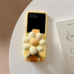 Charming Yellow Sunflower Portable Wrist Phone Case - Shockproof Protective Cover for Razr 60 Ultra (A)