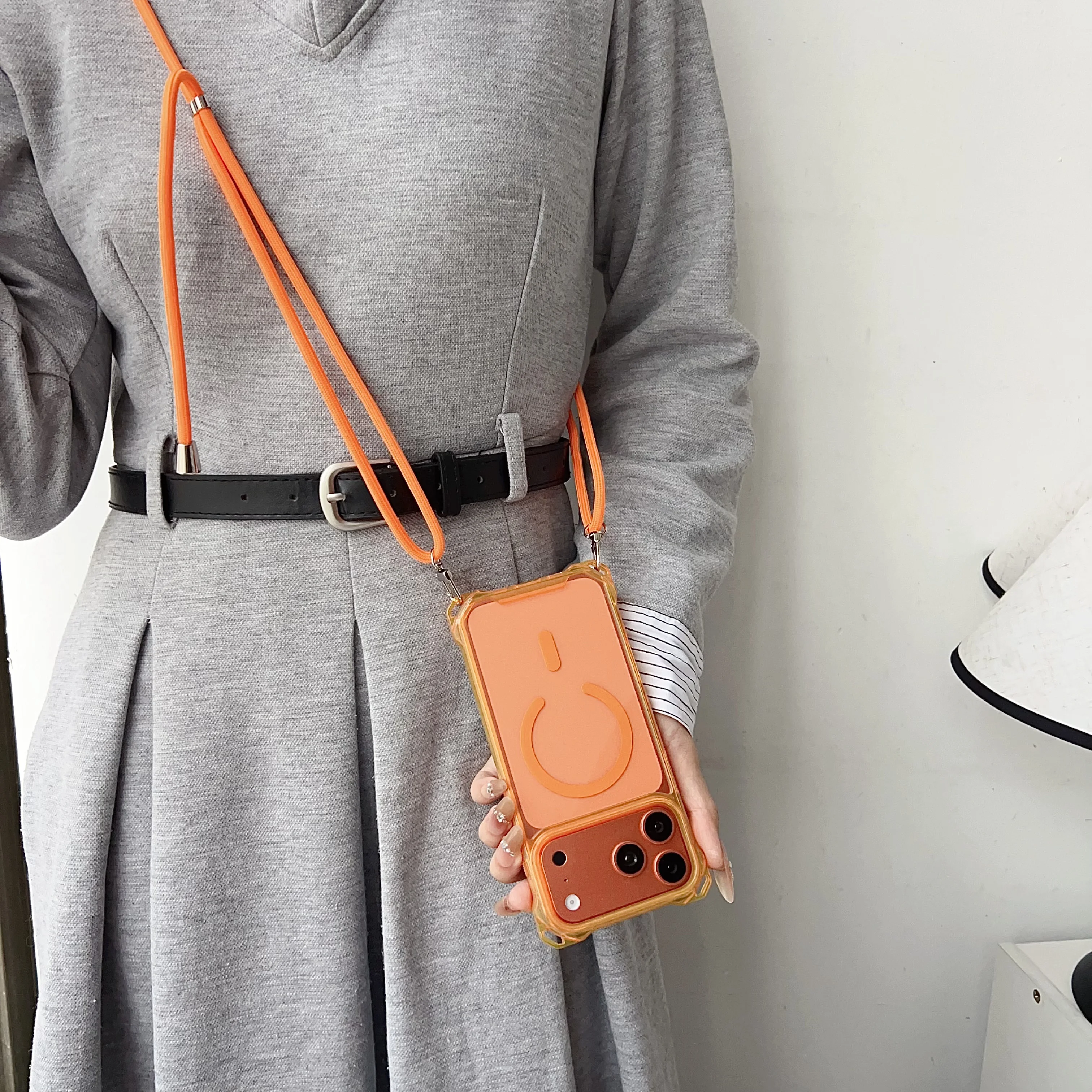 Enhanced Adjustable Crossbody Lanyard Phone Case with Anti-Drop Protection and Magnetic Features