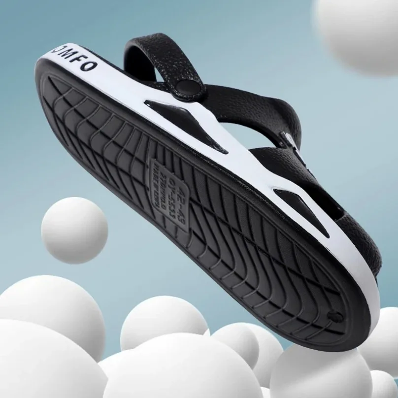 Men Slippers Cloud Clog Slides Flip Flops Male Thick Flat Platform Non Slip Hole Summer Eva Sandals Indoor Beach House shoes