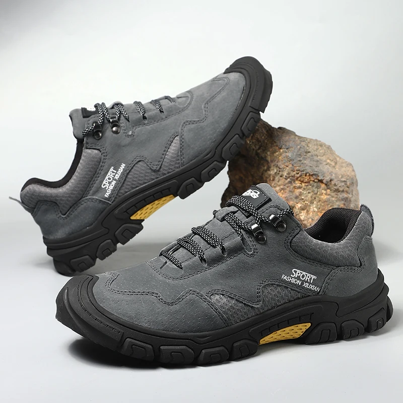 

Big Size 38-46 Men Leather Mountain Hiking Shoes Top Quality Male Camping Shoes Non-slip Hunter Shoes