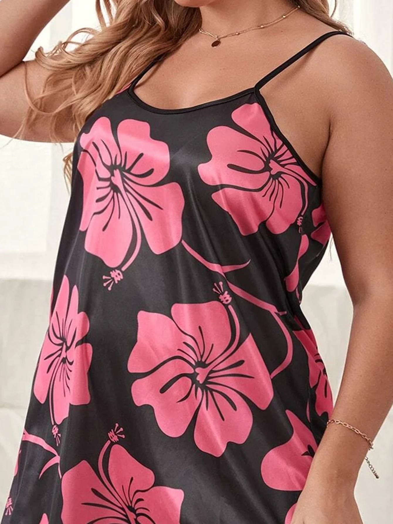 Suspended skirt for home wear, plus size dress can be worn externally, made of milk silk material