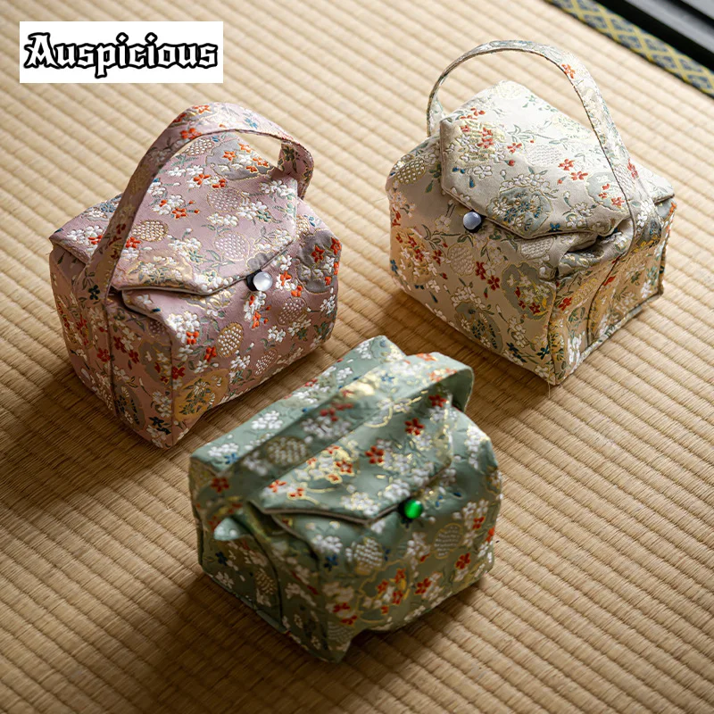 Chinese Brocade Cloth Fabric Tea Cozies Boutique Tea Cozy for Teapot Hand Bag Travel Set Bag Protection Services Craft