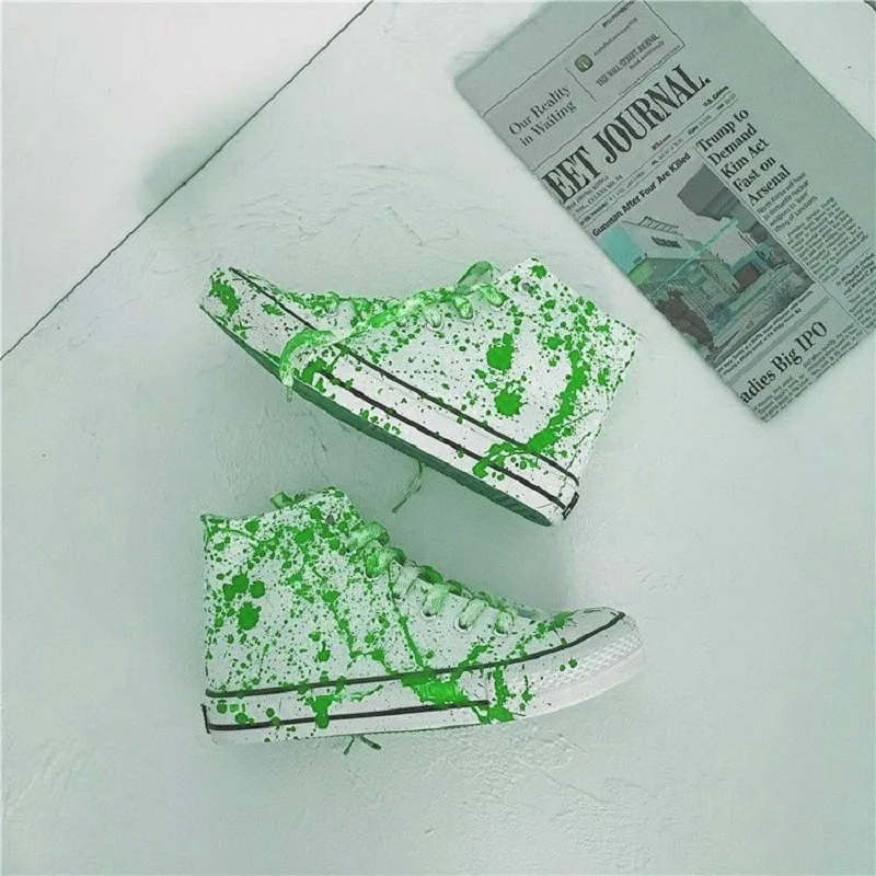 

2024 INS hot Graffiti Blood High-Top Designer Sneakers Boys Student Casual Sport Shoes Fake Blood-stained Canvas Shoes for Men