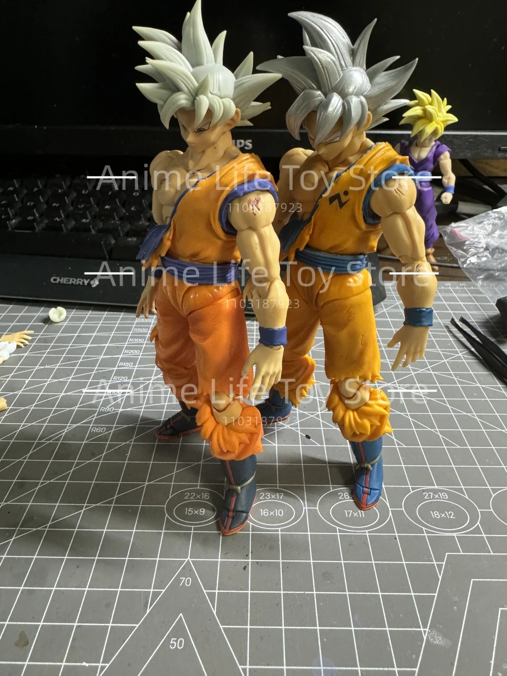 壊れてる悟空のフィギュア ドラゴンボールZ』スーパーサイヤ人状態の悟空のフィギュアが