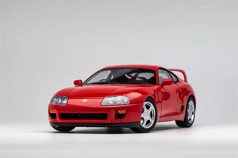 Lcd 1:18 supra a80 silber metallic/rot/weiß/schwarz modell aus 