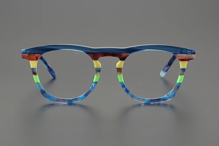 Nobler Eyeglasses - Stylish Display