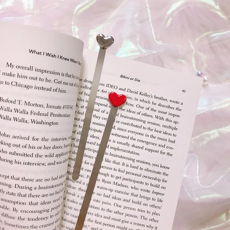 Fashion Simple Red Sliver Love Heart Metal Bookmarks Creative Beautiful High Quality Bookmark Reading Assistant Book Support