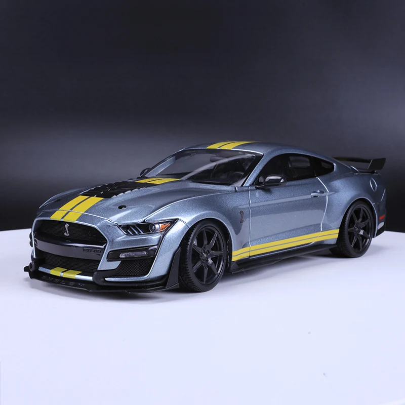 

Новинка 2021, спортивный автомобиль Maisto 1:18 2020 Mustang Shelby GT500, литые статические автомобили, Коллекционная модель автомобиля, игрушки