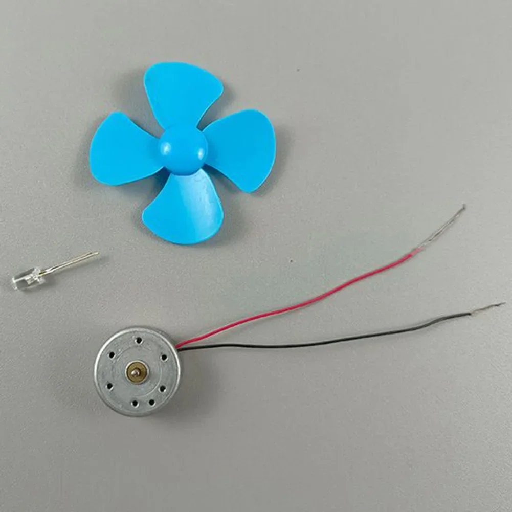 Wind Turbine Generator Kit Mini Dynamo Generator 0.1-12V 0.001-0.2A 3000rpm Student Physical Experimental Teaching Supplies Part