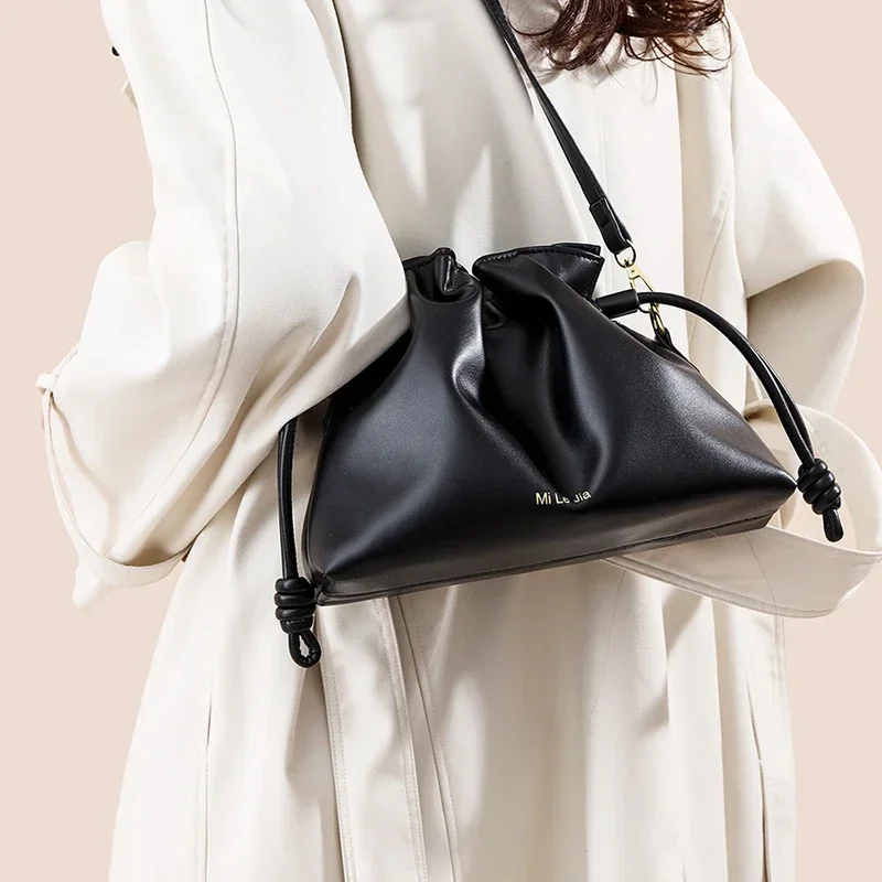 Large Capacity Fashionable PU Women's Shoulder Bag New Solid Color Simple Advanced Crossbody Bag Bolso Para Un Solo Hombro