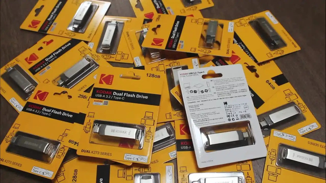USB-флешка Kodak K273 32-256 ГБ