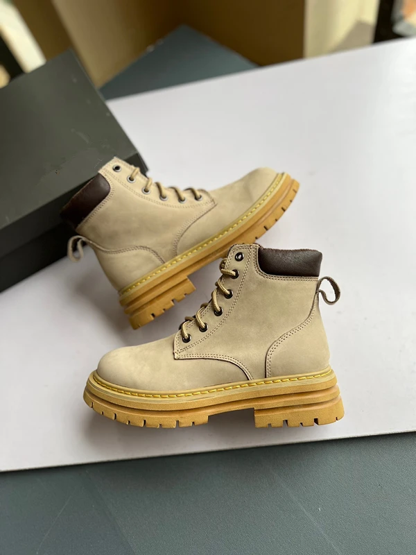 Withered Motorcycle Boots Retro Fashion Girls' Genuine Leather Thick Sole Casual Autumn/Winter Short Boots Women