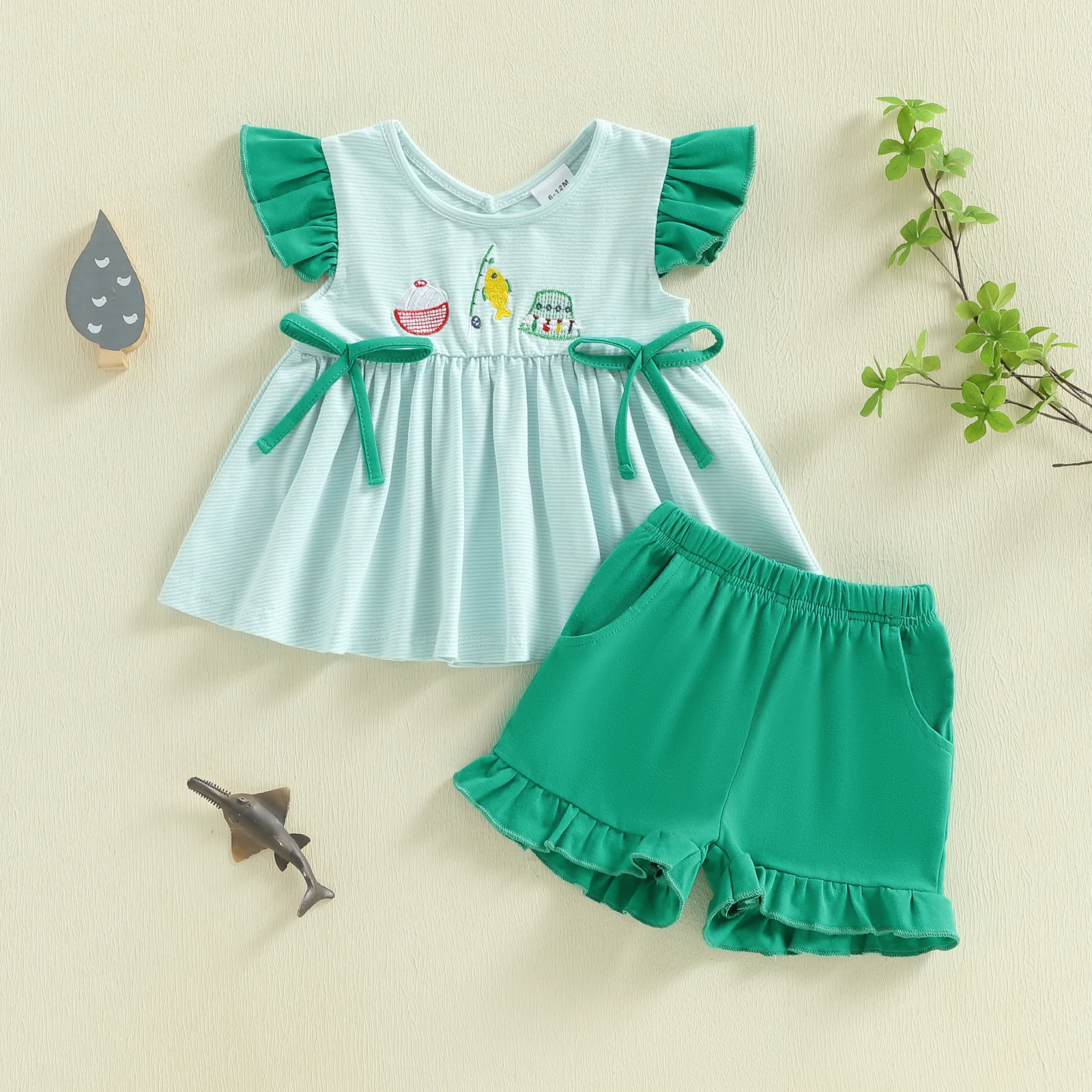 2Pcs Baby Girls Summer Clothes Short Sleeve Heart Striped Print Tops and Elastic Waist Shorts Set with Bow Detail