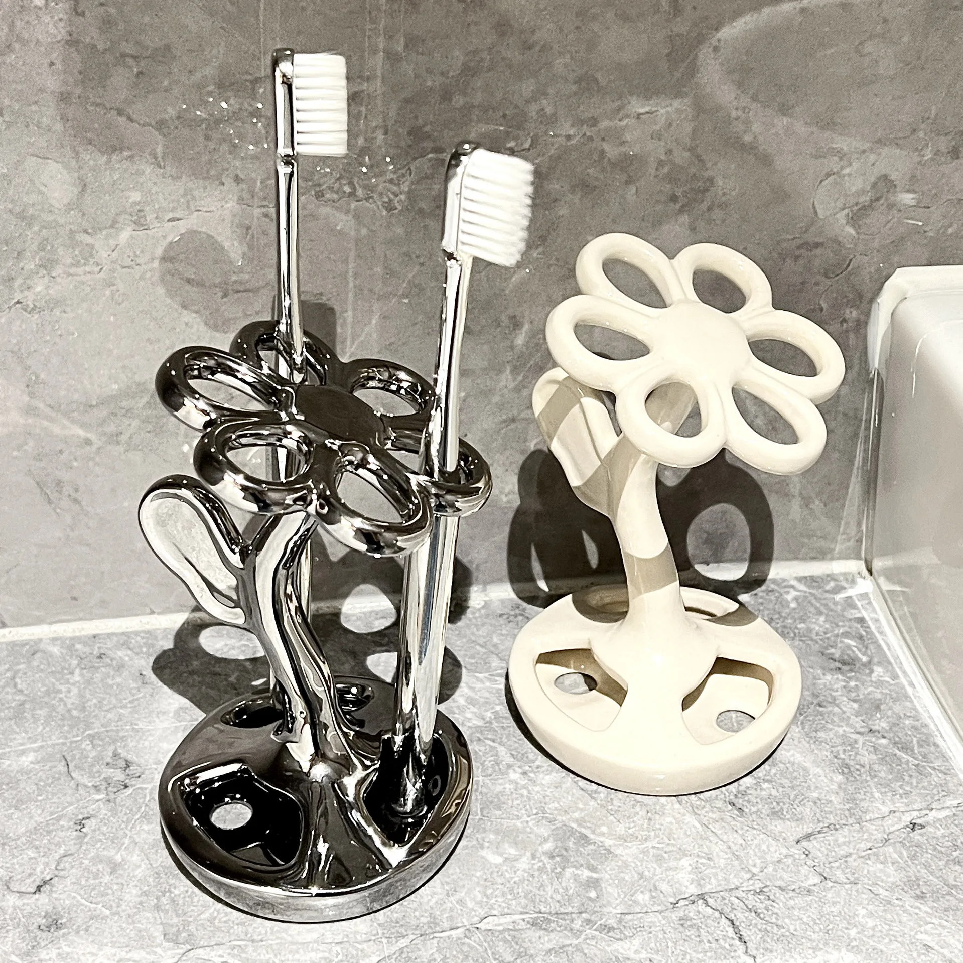 Toilet and Bathroom Creative Toothbrush Storage Rack Storage Rack for Dental Utensile Ceramic Base for Household Use