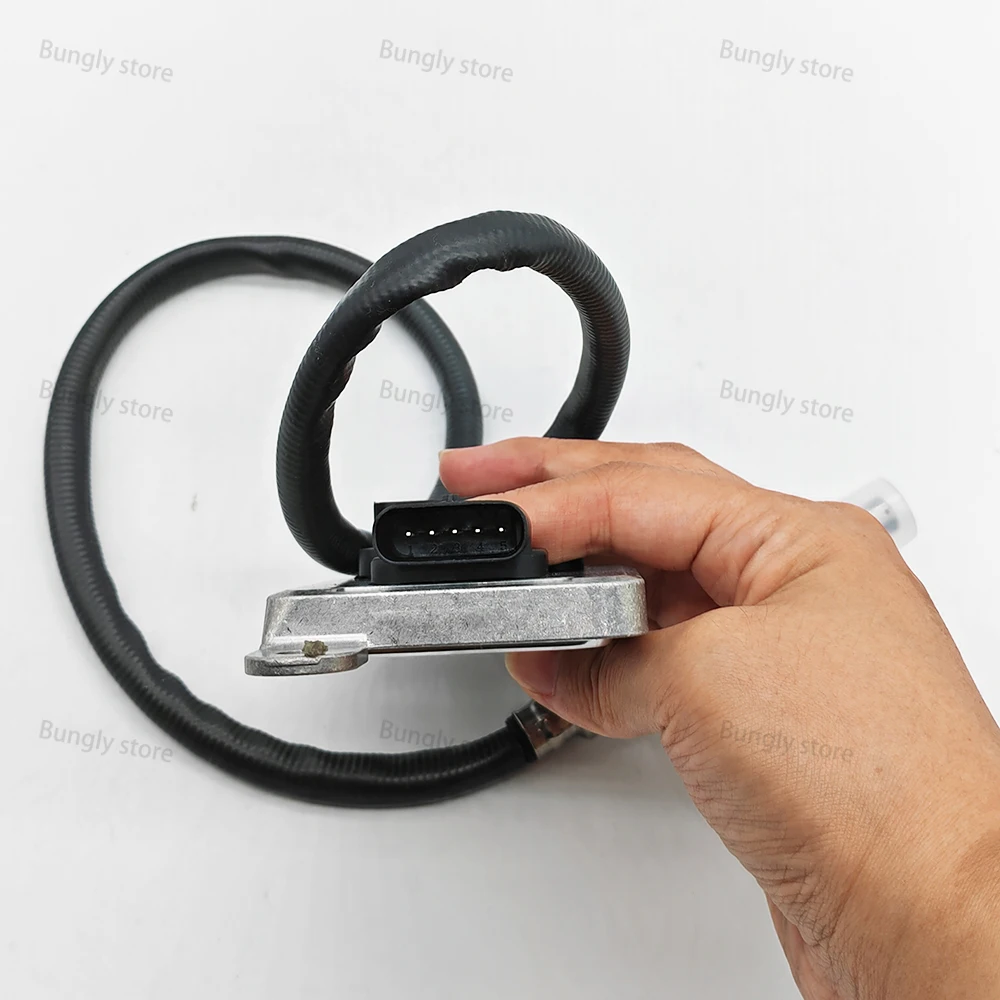 A0009050008 0009050008 Original New Nox Sensor For Mercedes-Benz