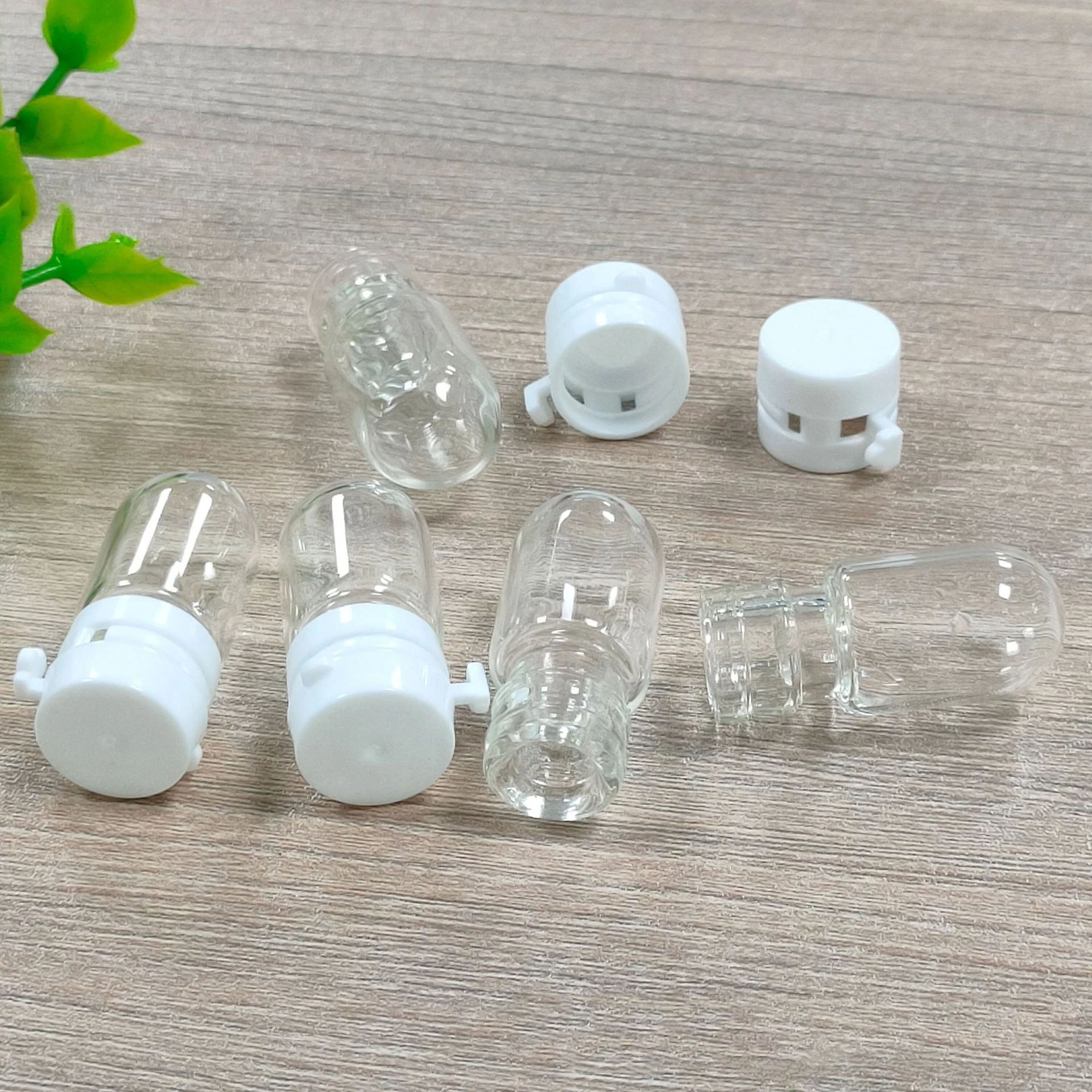 50pcs 2ml 빈 화장품 유리 컨테이너 에센셜 오일 액세서리 미니 눈물 모자 향수병 에센스 샘플 병
