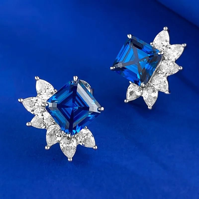 

S925 Silver 8 * 8mm Royal Blue High Carbon Diamond Small and Versatile Daily Wholesale