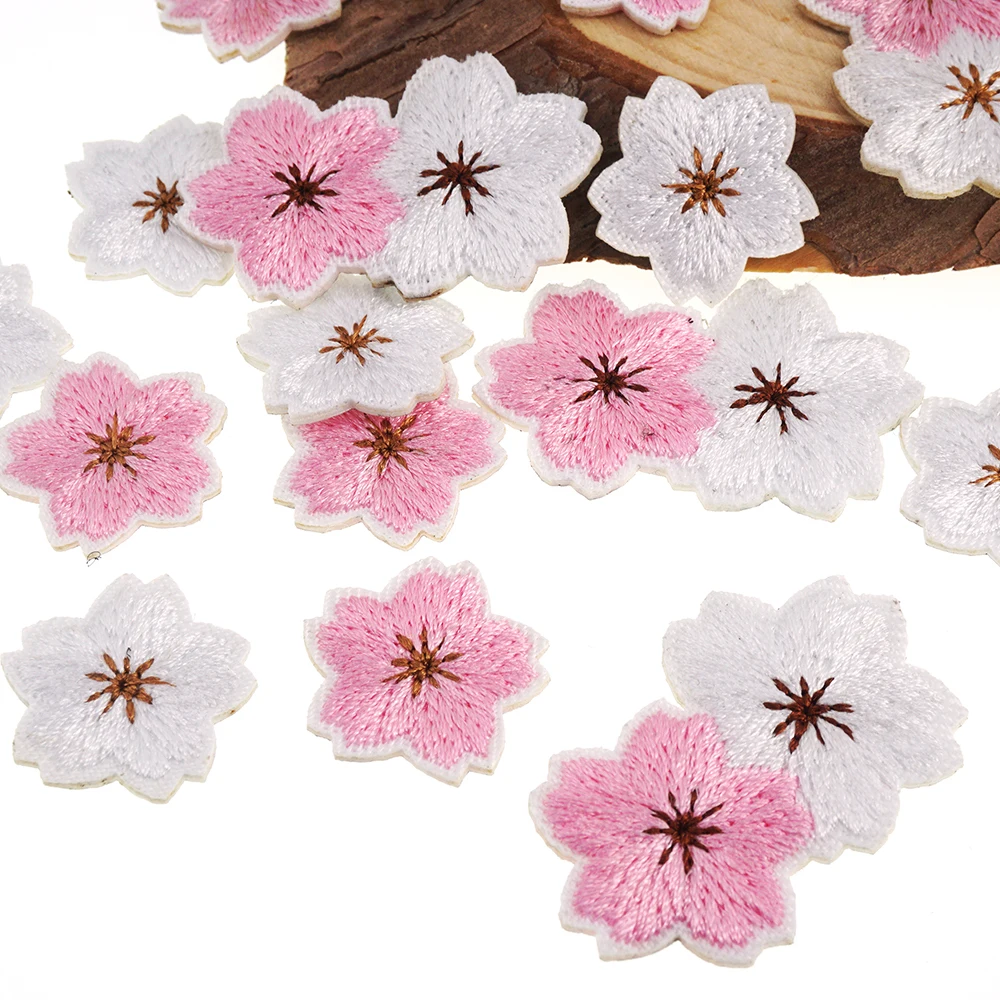 9-teiliges, weißes, rosafarbenes, mit Kirschblüten besticktes Aufnäher, kleine Sakura-Blumen-Applikation zum Aufbügeln/aufkleben