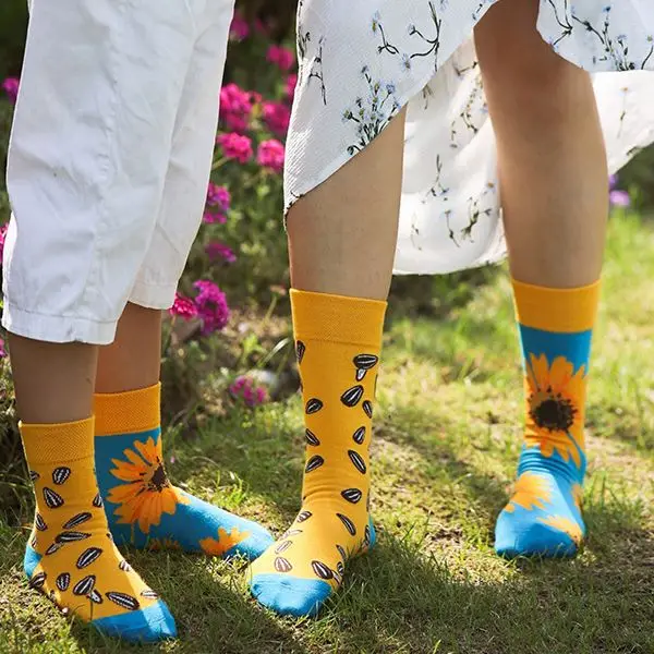 Four Seasons Fashion Trend Socks Store