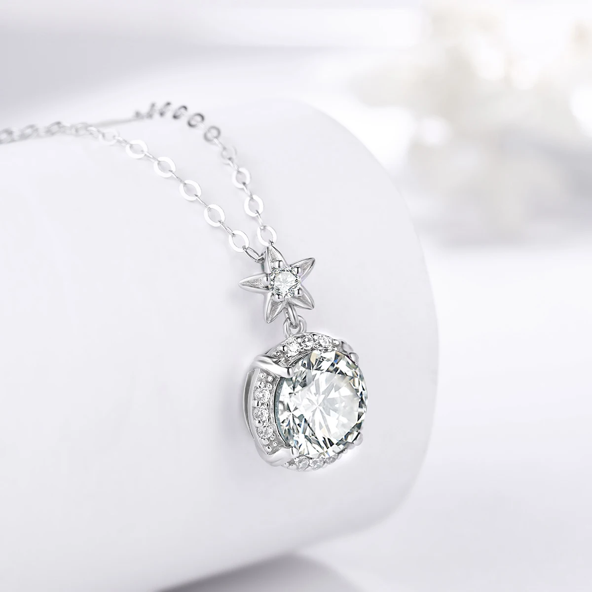 

Женский кулон из серебра 925 пробы, с цирконом