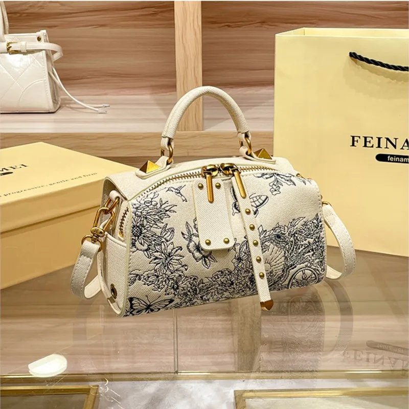 حقيبة يد نسائية ذات علامة تجارية فاخرة خفيفة 2025...