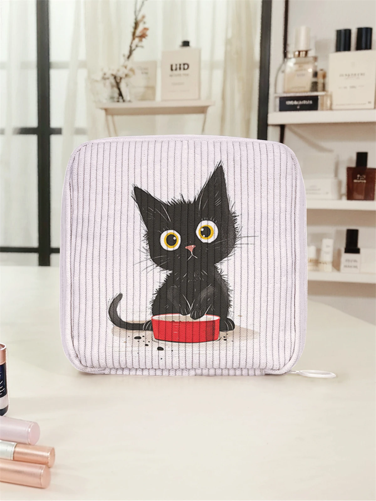 Cat pattern printed sanitary napkin storage bag, women's lightweight tissue bag, sanitary tissue bag