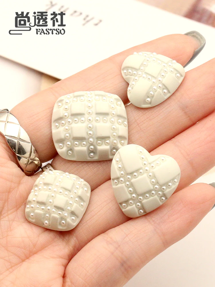 18, 20mm 6pcs CC Decorative White Heart Square Pearl Buttons for
