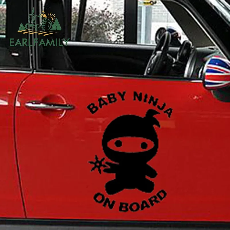 

EARLFAMILY 36,5 см x 50 см детский ниндзя на борту, Милая Детская безопасность, автомобильная наклейка для дверей, боковых грузовиков, окон, Виниловая наклейка, 13 цветов