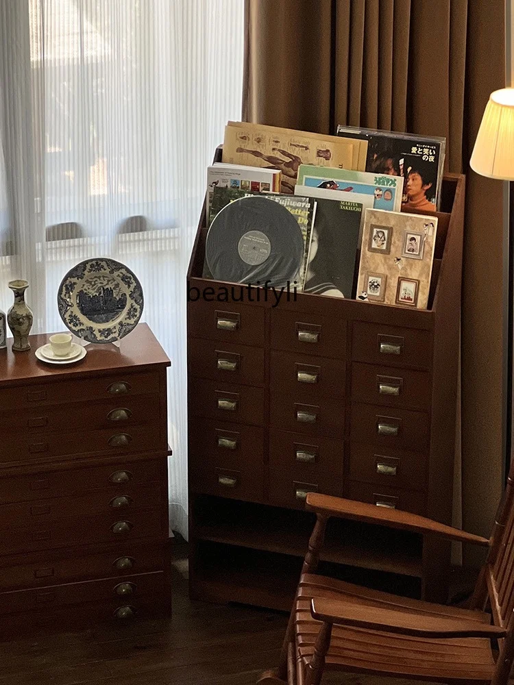 Рисунок 3 - Шкаф для хранения магазинов из массива дерева