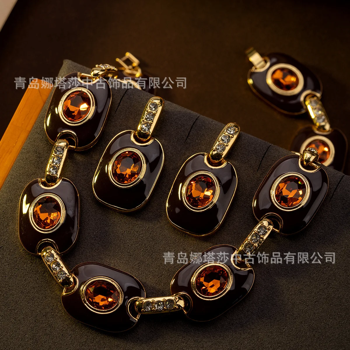 S9b96ecff571041f1a3ed1aa8cdfd2216o Vintage Earrings High-end Western Melad Style Jewelry Set European and American Style Retro Fashion Earrings Necklace for Women Mallzona