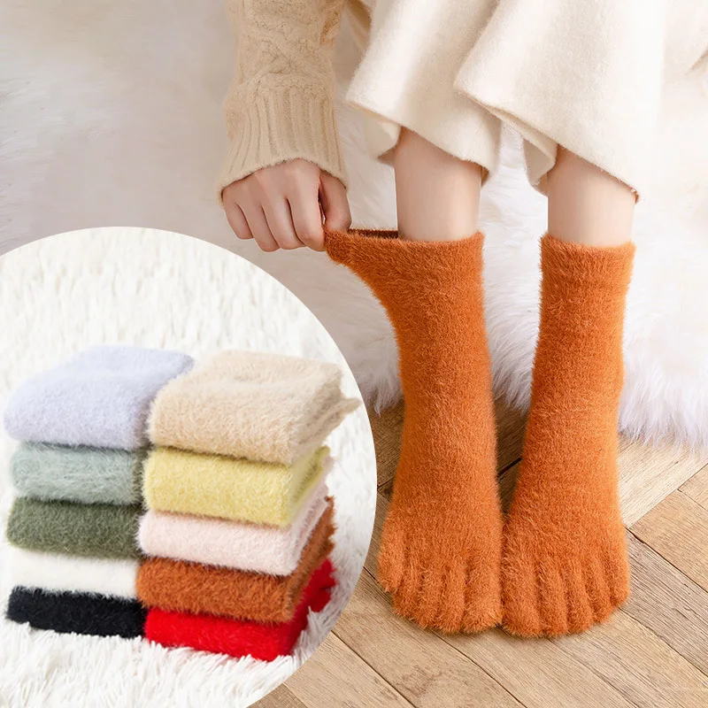 

Girls Soft Fluffy Coral Fleece Socks Winter Socks with Toes Warm Plush Toe Socks for Women Mid-Tube Five Fingers Thermal Socks