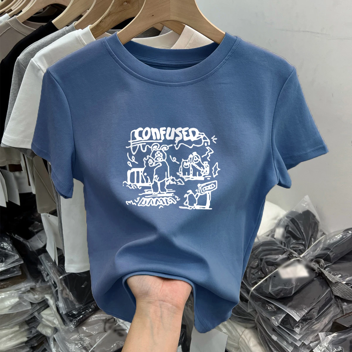 Blue [letter piggy white]