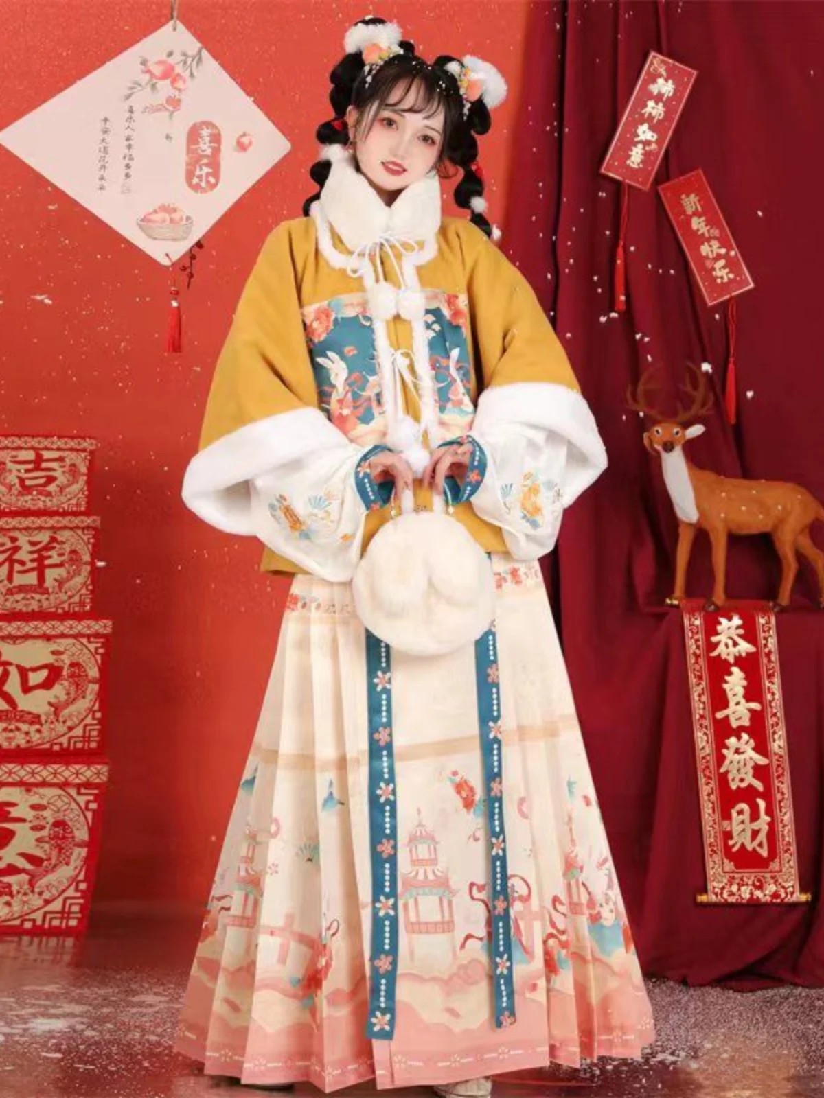 

New Chinese style Ming style Hanfu women's horse face skirt New Year's clothing autumn and winter plush