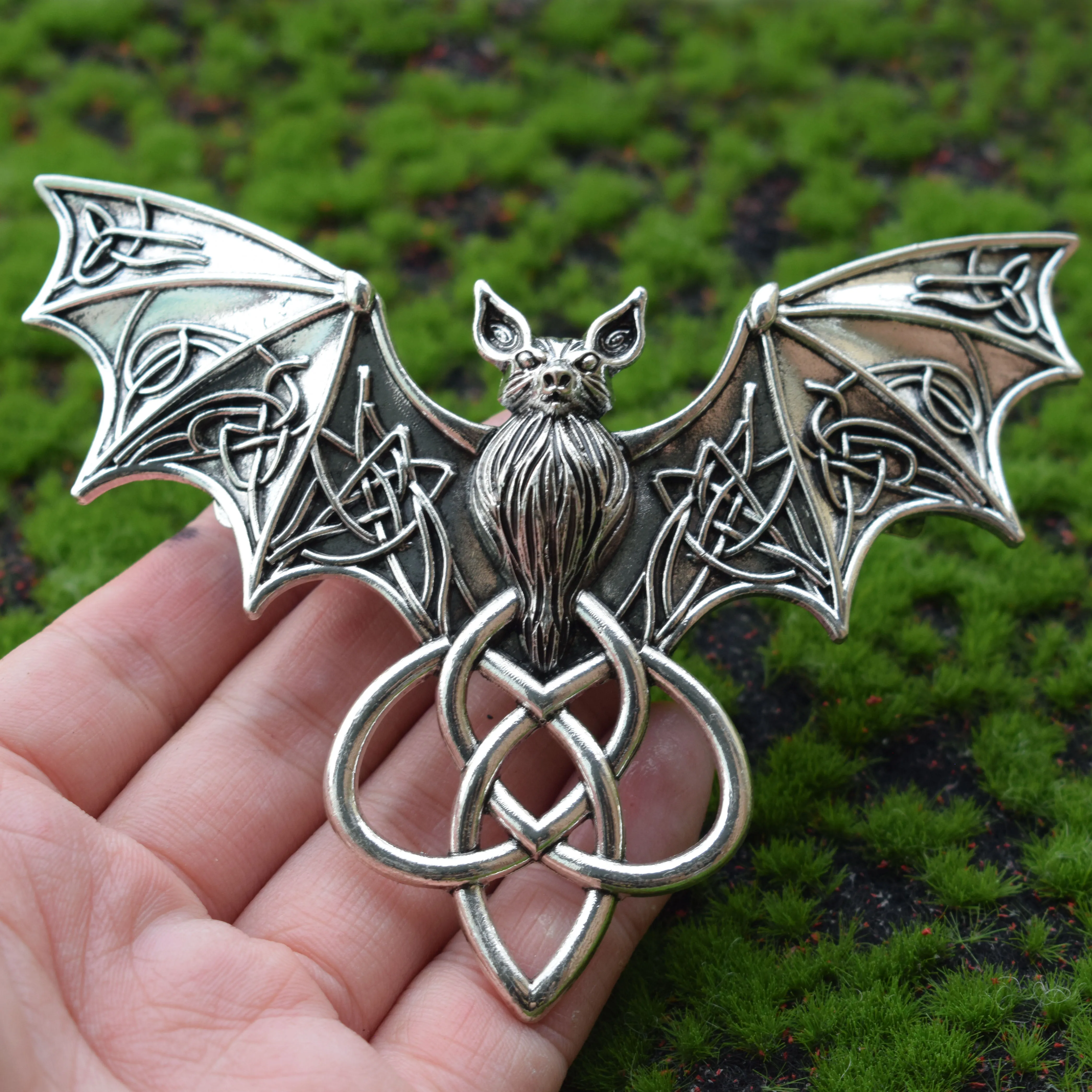Pince à Cheveux Chauve-souris Gothique - Accessoire Déguisement Halloween, Cosplay, événements Horreur