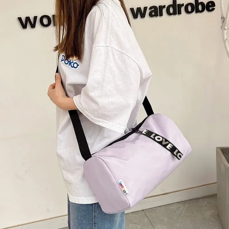 Women Gym Bags Waterproof Fitness Training Bag Outdoor Travel Duffle Bag Swimming Shoulder Bags Yoga Gym Sports Crossbody Bag 3
