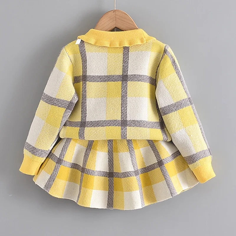 Girls Plaid Princess Set 4