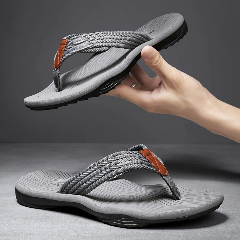 MAEDEF Men Sandals Casual Shoes High Quality Man Flip Flops Fashion Mens Beach Sandals Outdoor Soft Summer Slippers Size 39-45
